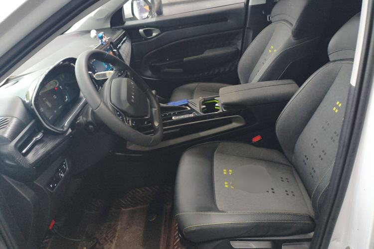 Used Baojun RM-5 2019 1.5T CVT Elite Version with 24-Hour Online Service 6 Seats Left Front Seat