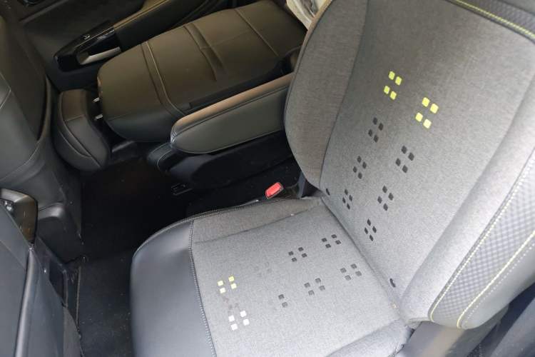 Used Baojun RM-5 2019 1.5T CVT Elite Version with 24-Hour Online Service 6 Seats Left Rear Seat