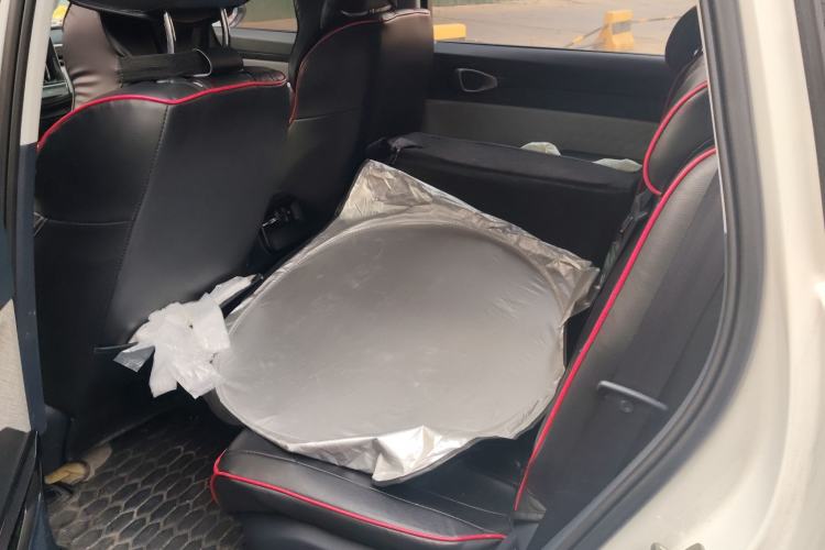 Used Baojun RM-5 2019 1.5T CVT 24-Hour Online Prestige Version 5 Seats Left Rear Seat