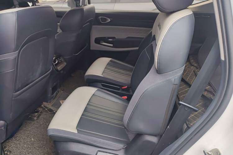 Used Baojun RM-5 2019 1.5T CVT 24-Hour Online Luxury Version 6 Seats Left Rear Seat