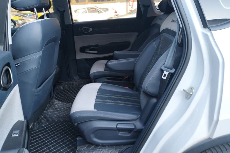 Used Baojun RM-5 2019 1.5T CVT 24-Hour Online Luxury Version 6 Seats Left Rear Seat