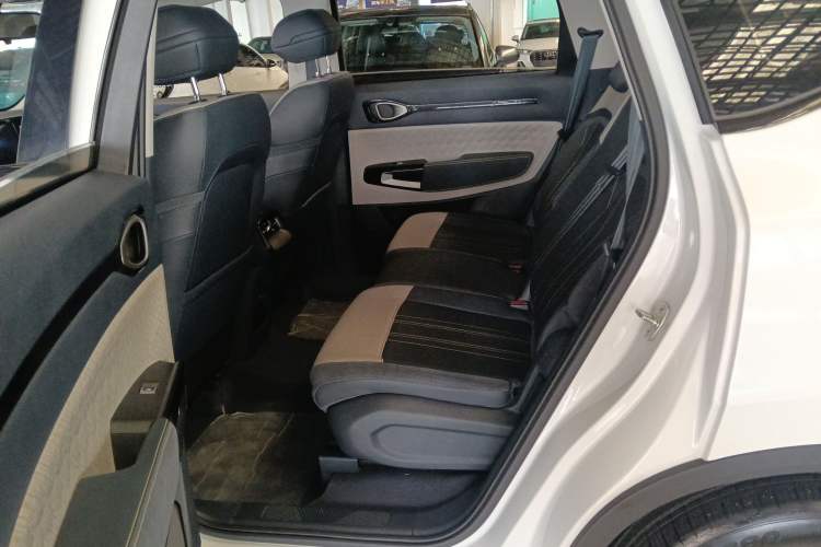 Used Baojun RM-5 2019 1.5T CVT 24-Hour Online Luxury Version 7 Seats Left Rear Seat