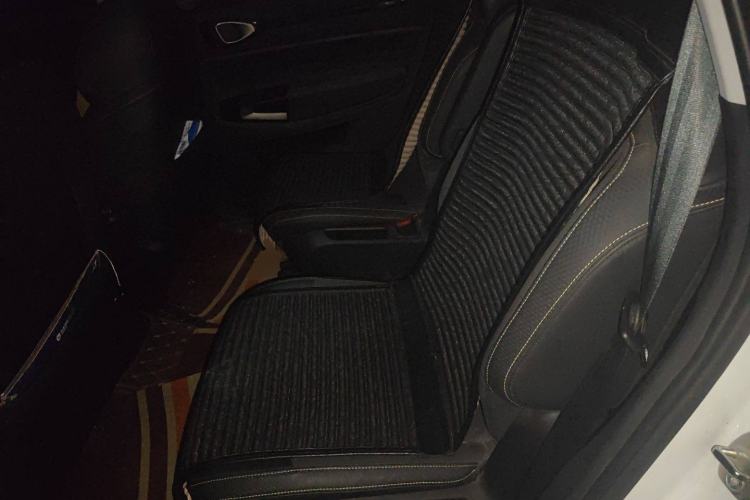 Used Baojun RM-5 2019 1.5T CVT Elite Version with 24-Hour Online Service 6 Seats Left Rear Seat