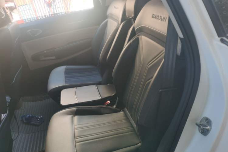 Used Baojun RM-5 2019 1.5T CVT 24-Hour Online Prestige Version 6 Seats Left Rear Seat