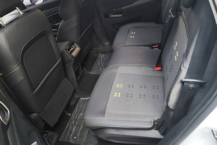 Used Baojun RM-5 2019 1.5T Manual Elite Version with 24-Hour Online Service 7 Seats Left Rear Seat