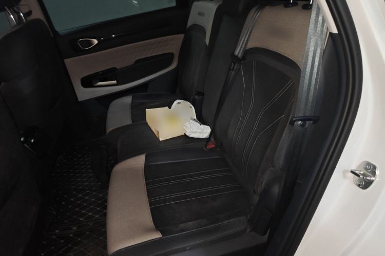 Used Baojun RM-5 2019 1.5T CVT 24-Hour Online Luxury Version 7 Seats Left Rear Seat