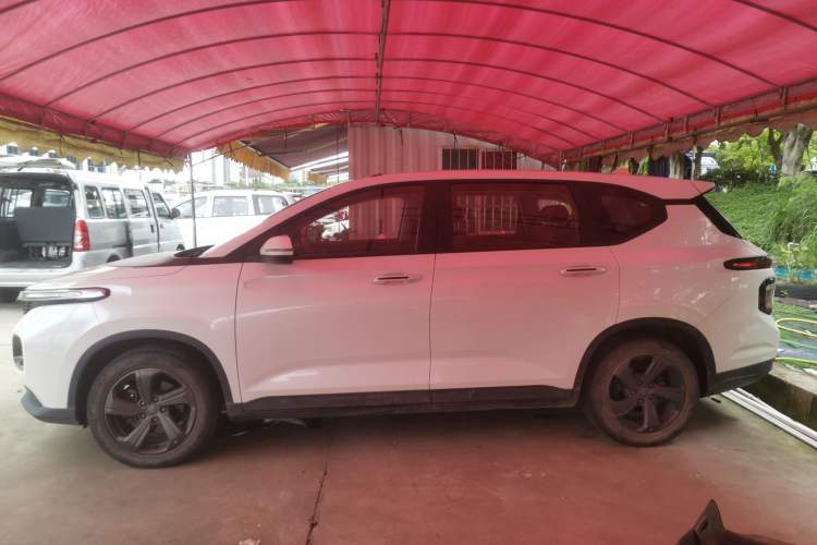 Used Baojun RM-5 2019 1.5T Manual Elite Version with 24-Hour Online Service 6 Seats Left Side