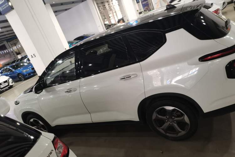 Used Baojun RM-5 2019 1.5T CVT 24-Hour Online Prestige Version 5 Seats Left Side