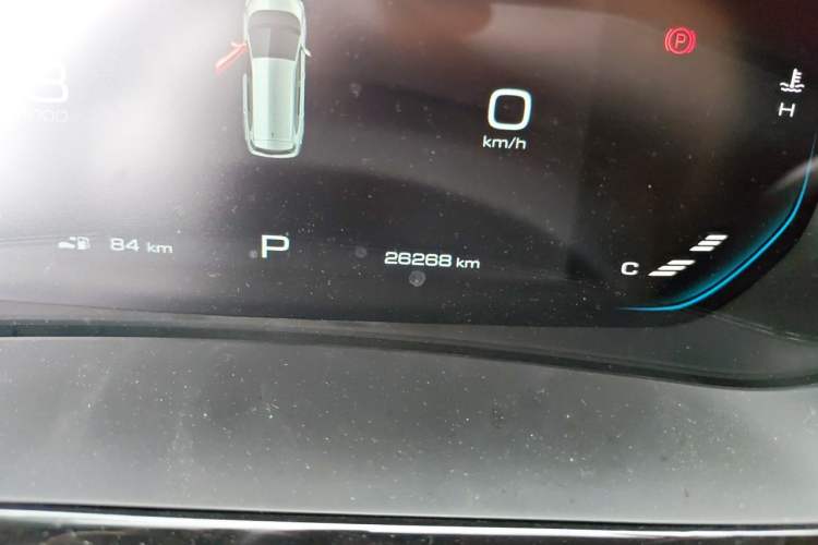 Used Baojun RM-5 2019 1.5T CVT Elite Version with 24-Hour Online Service 6 Seats Odometer Close Up