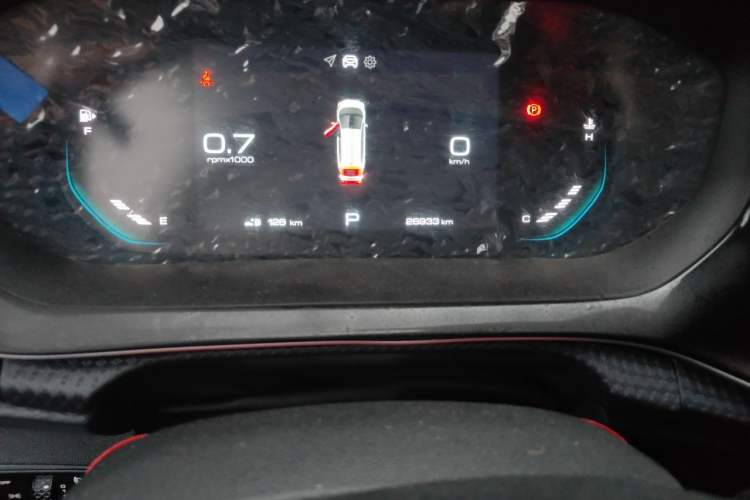 Used Baojun RM-5 2019 1.5T CVT Elite Version with 24-Hour Online Service 6 Seats Odometer Close Up