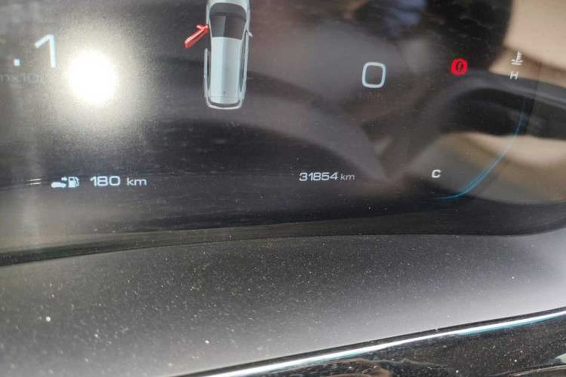 Used Baojun RM-5 2019 1.5T Manual Elite Version with 24-Hour Online Service 6 Seats Odometer Close Up