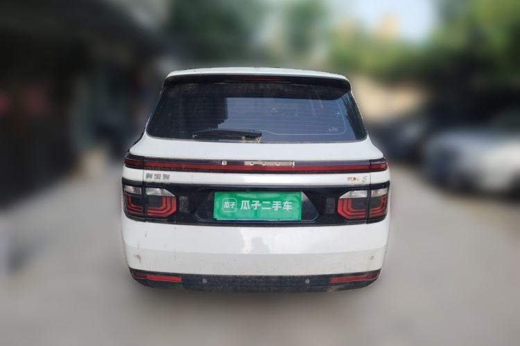 Used Baojun RM-5 2019 1.5T Manual Elite Version with 24-Hour Online Service 7 Seats Rear