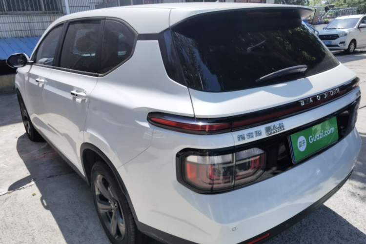 Used Baojun RM-5 2019 1.5T Manual Elite Version with 24-Hour Online Service 6 Seats Rear Left 45 Deg