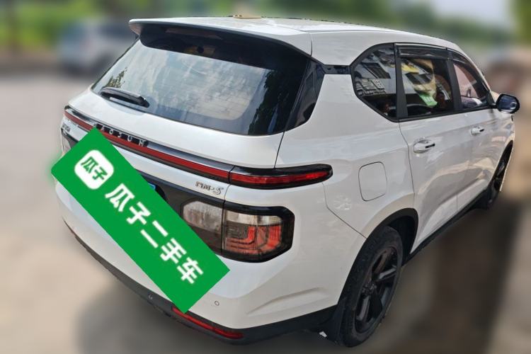 Used Baojun RM-5 2019 1.5L CVT Elite Version with 24-hour Online Service 6 Seats Rear Right 45 Deg