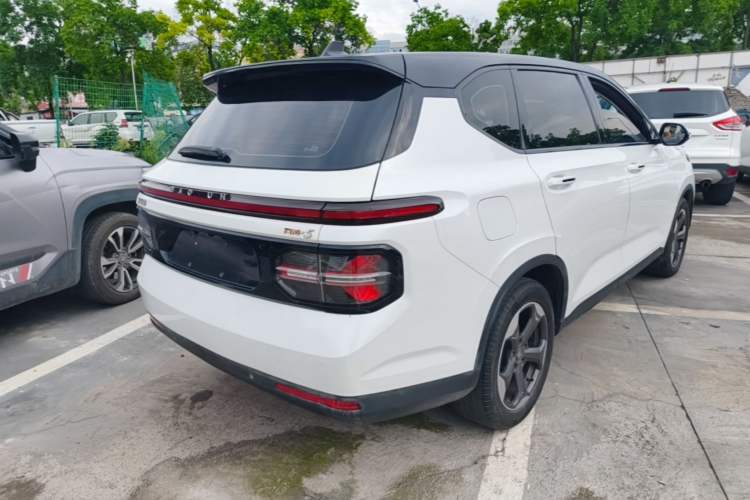 Used Baojun RM-5 2019 1.5T CVT 24-Hour Online Premium Version 7 Seats Rear Right 45 Deg