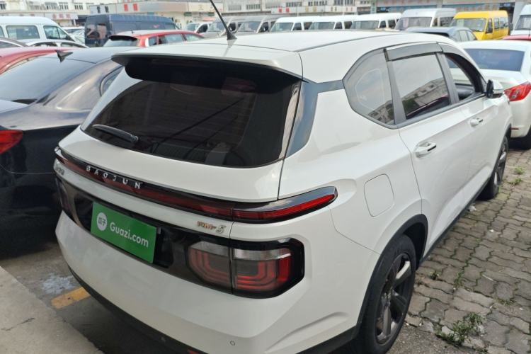 Used Baojun RM-5 2019 1.5T Manual Elite Version with 24-Hour Online Service 7 Seats Rear Right 45 Deg