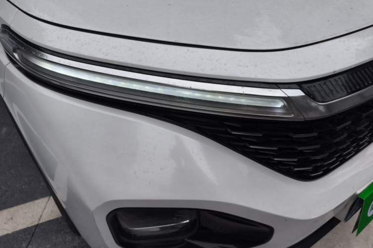 Used Baojun RM-5 2019 1.5T CVT 24-Hour Online Prestige Version 5 Seats Right Front Headlight