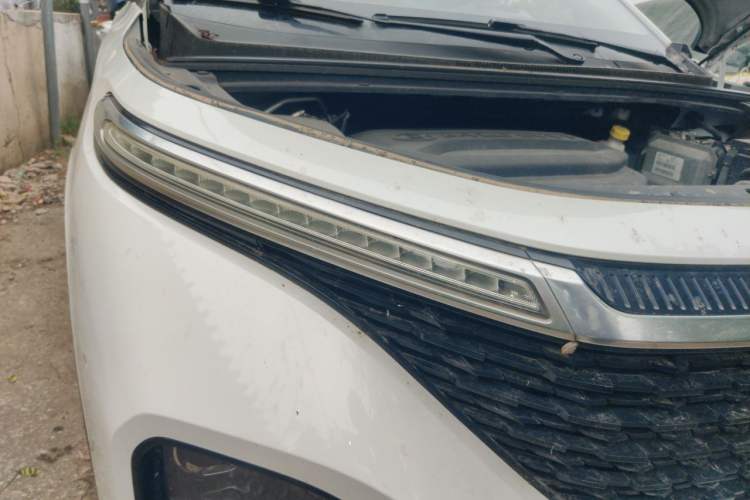 Used Baojun RM-5 2019 1.5L Manual Elite Edition with 24-hour Online Service 5 Seats Right Front Headlight