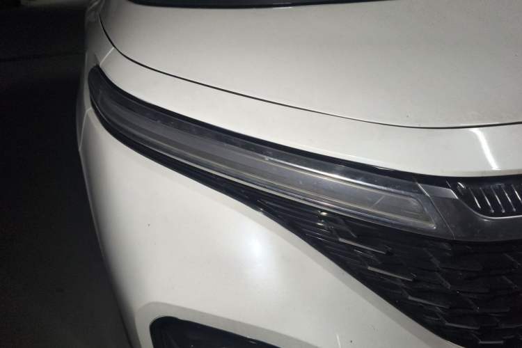Used Baojun RM-5 2019 1.5T CVT 24-Hour Online Luxury Version 6 Seats Right Front Headlight