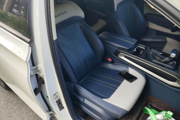 Used Baojun RM-5 2019 1.5T CVT 24-Hour Online Prestige Version 5 Seats Right Front Seat