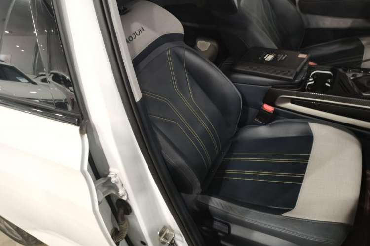 Used Baojun RM-5 2019 1.5T CVT 24-Hour Online Prestige Version 5 Seats Right Front Seat