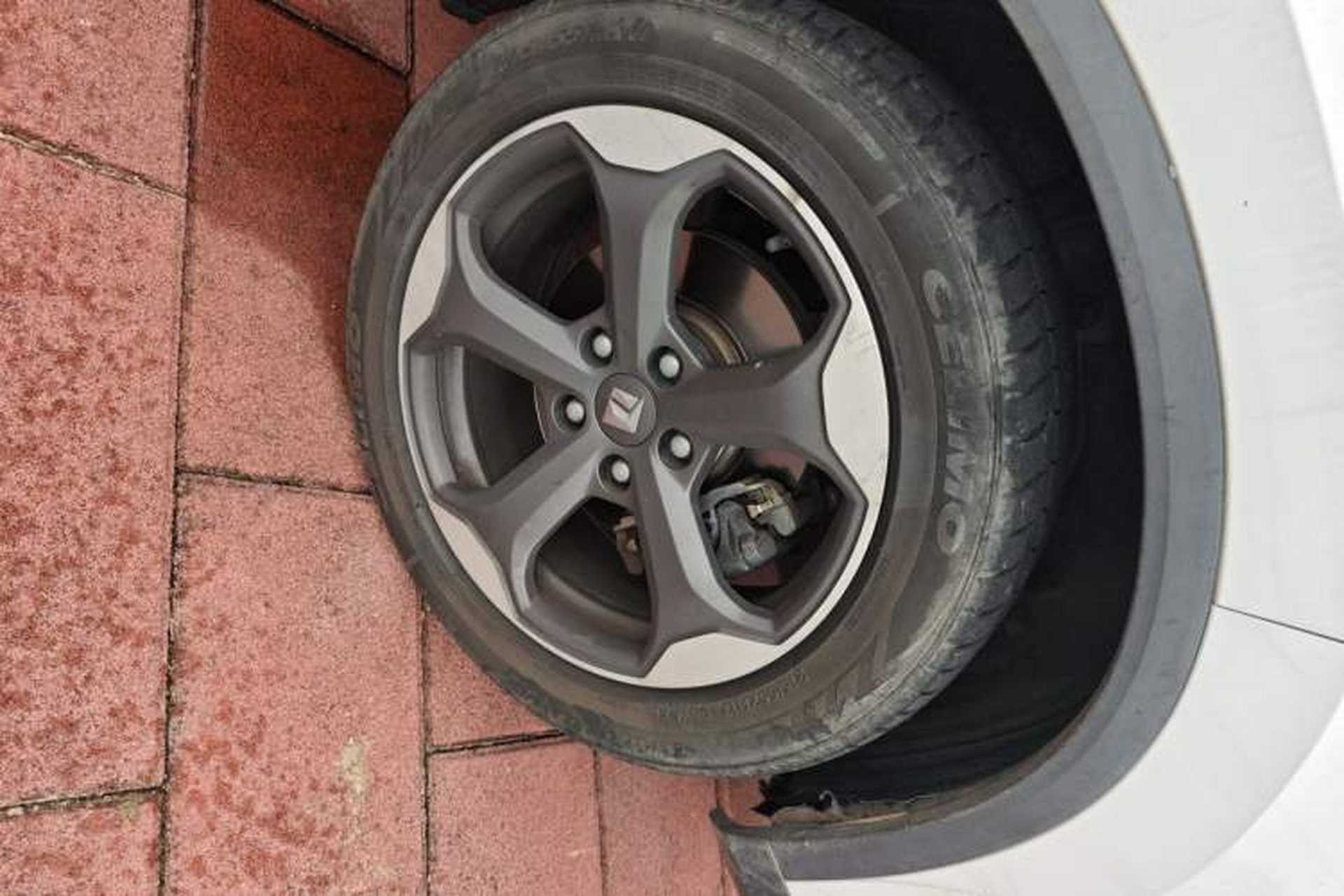 Used Baojun RM-5 2019 1.5T CVT 24-Hour Online Prestige Version 6 Seats Right Front Wheel Hub