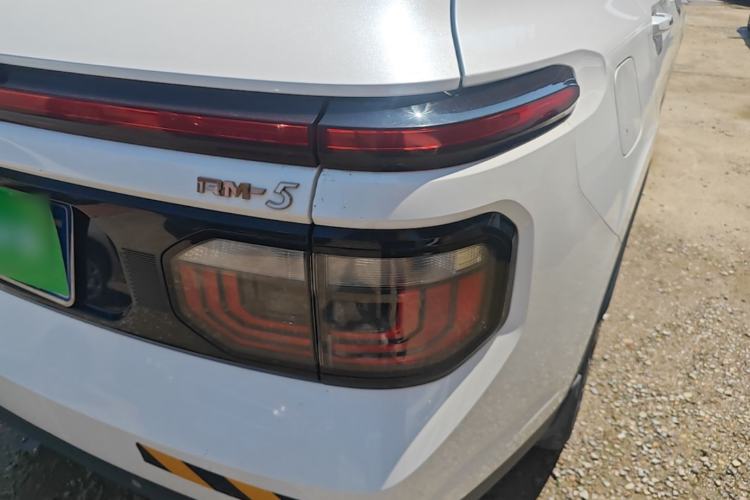 Used Baojun RM-5 2019 1.5T CVT Elite Version with 24-Hour Online Service 5 Seats Right Rear Taillight
