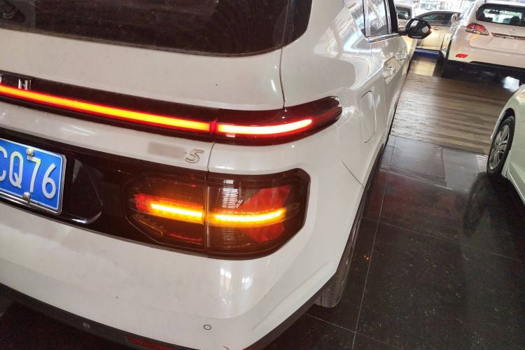 Used Baojun RM-5 2019 1.5T CVT 24-Hour Online Luxury Version 6 Seats Right Rear Taillight
