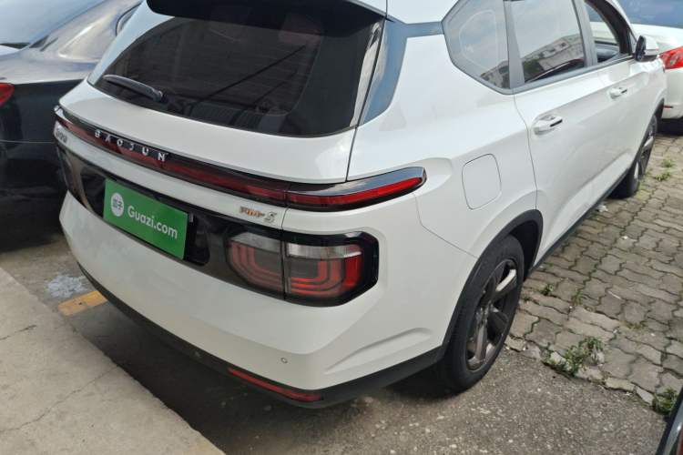 Used Baojun RM-5 2019 1.5T Manual Elite Version with 24-Hour Online Service 7 Seats Right Rear Taillight
