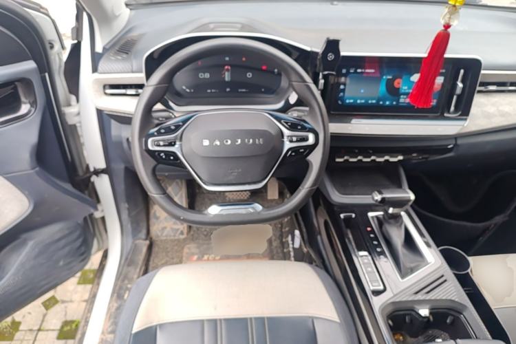 Used Baojun RM-5 2019 1.5T CVT 24-Hour Online Luxury Version 6 Seats Steering Wheel
