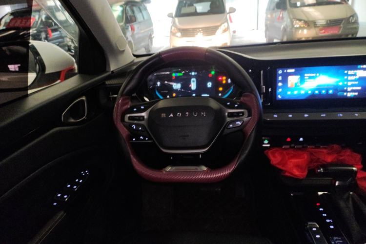 Used Baojun RM-5 2019 1.5T CVT Elite Version with 24-Hour Online Service 6 Seats Steering Wheel
