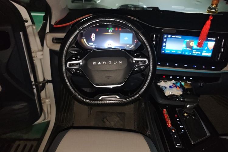 Used Baojun RM-5 2019 1.5T CVT 24-Hour Online Luxury Version 6 Seats Steering Wheel