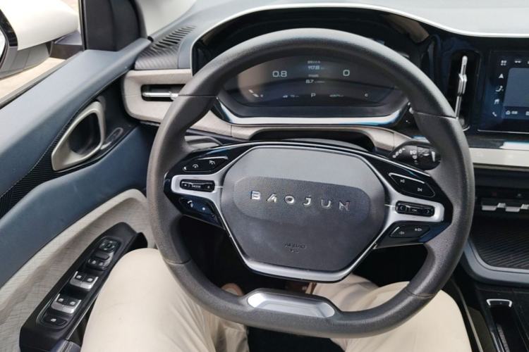 Used Baojun RM-5 2019 1.5T CVT 24-Hour Online Luxury Version 7 Seats Steering Wheel