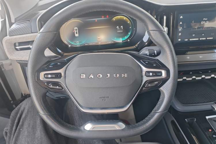Used Baojun RM-5 2019 1.5T CVT 24-Hour Online Prestige Version 6 Seats Steering Wheel