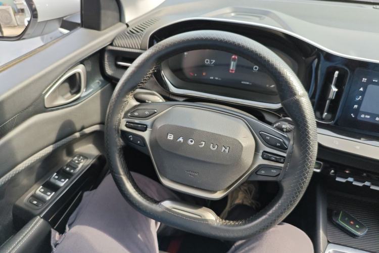 Used Baojun RM-5 2019 1.5T Manual Elite Version with 24-Hour Online Service 7 Seats Steering Wheel