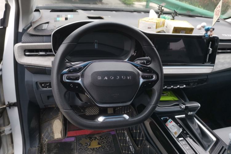 Used Baojun RM-5 2019 1.5T CVT 24-Hour Online Luxury Version 6 Seats Steering Wheel