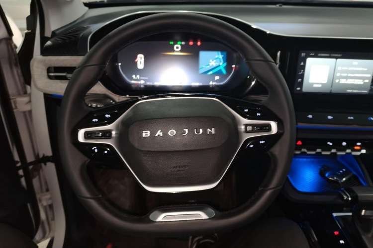 Used Baojun RM-5 2019 1.5T CVT 24-Hour Online Prestige Version 5 Seats Steering Wheel