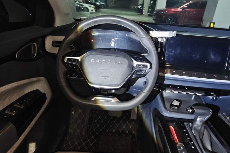 Used Baojun RM-5 2019 1.5T CVT 24-Hour Online Luxury Version 7 Seats Steering Wheel
