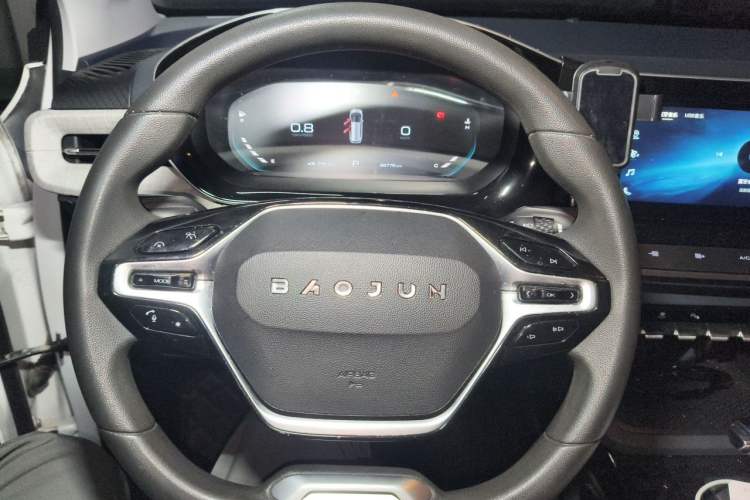 Used Baojun RM-5 2019 1.5T CVT 24-Hour Online Luxury Version 6 Seats Steering Wheel