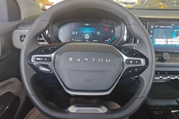 Used Baojun RM-5 2019 1.5T CVT 24-Hour Online Luxury Version 6 Seats Steering Wheel