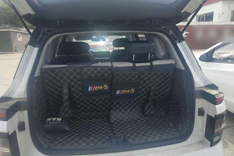 Used Baojun RM-5 2019 1.5T CVT 24-Hour Online Luxury Version 6 Seats Trunk