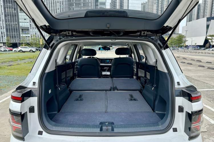 Used Baojun RM-5 2019 1.5T CVT 24-Hour Online Luxury Version 7 Seats Trunk