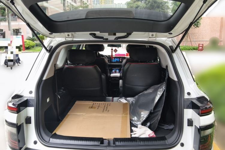 Used Baojun RM-5 2019 1.5T Manual Elite Version with 24-Hour Online Service 6 Seats Trunk