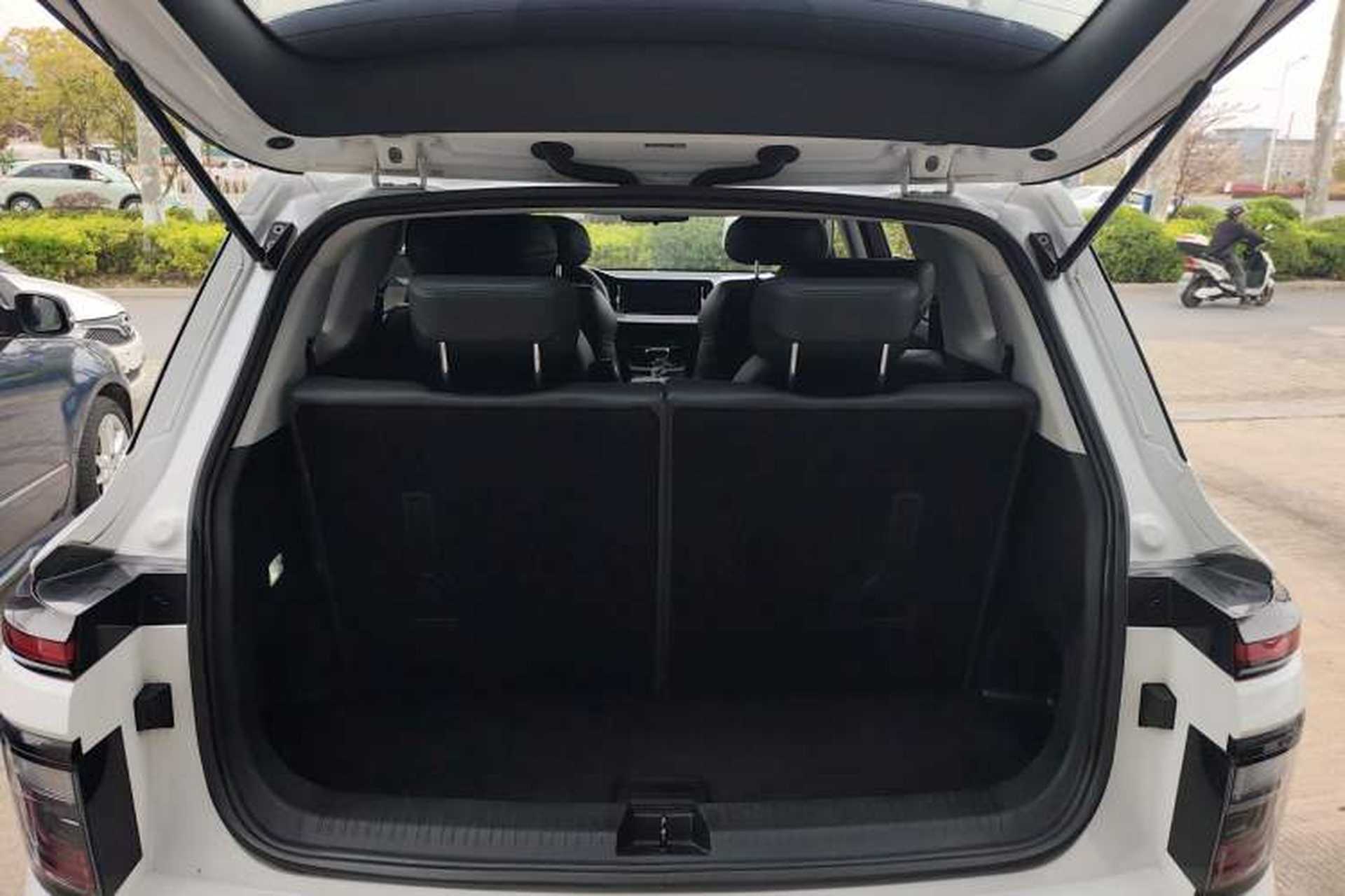 Used Baojun RM-5 2019 1.5T CVT Elite Version with 24-Hour Online Service 6 Seats Trunk