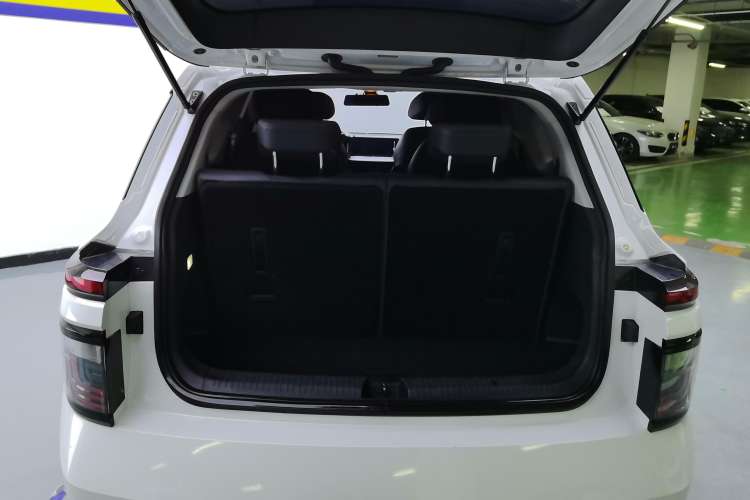 Used Baojun RM-5 2019 1.5T Manual Elite Version with 24-Hour Online Service 6 Seats Trunk