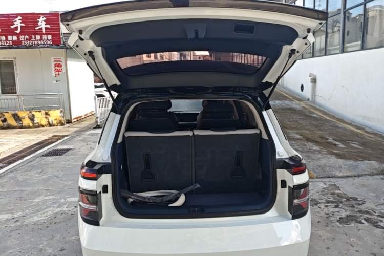 Used Baojun RM-5 2019 1.5T CVT 24-Hour Online Prestige Version 6 Seats Trunk
