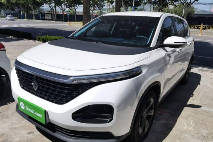 Used Baojun RM-5 2019 1.5T Manual Elite Version with 24-Hour Online Service 6 Seats Guazi used car, China used car export, Used car for sale, Used  cars, Cheapest cars for sale