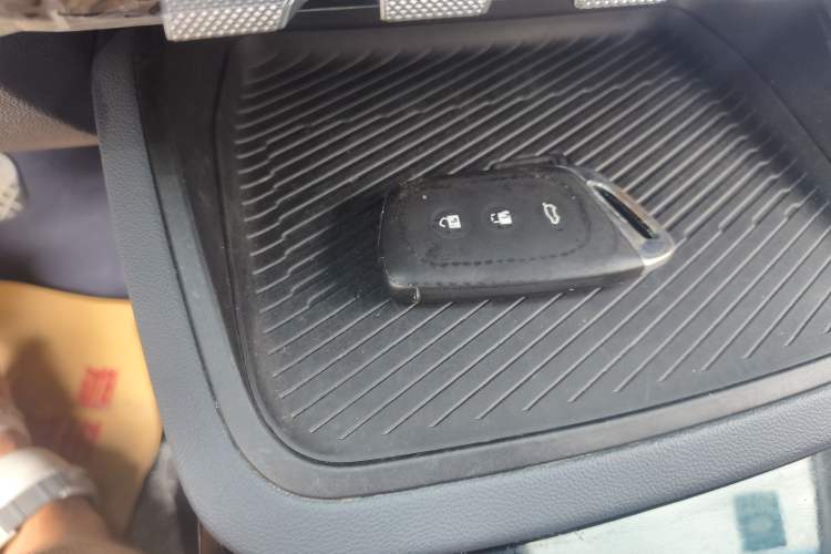 Used Baojun RM-5 2019 1.5T CVT 24-Hour Online Premium Version 7 Seats Vehicle Key