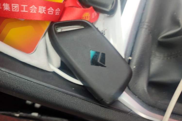 Used Baojun RM-5 2019 1.5T Manual Elite Version with 24-Hour Online Service 7 Seats Vehicle Key