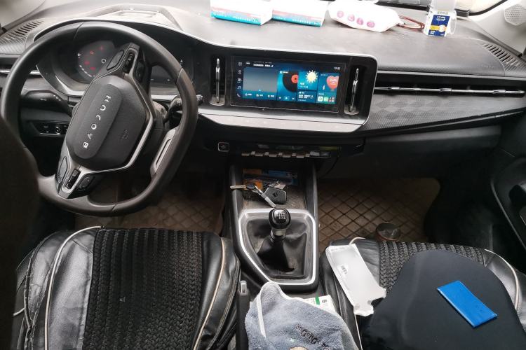 Used Baojun RM-5 2019 1.5L Manual Elite Edition with 24-hour Online Service 5 Seats Center Console